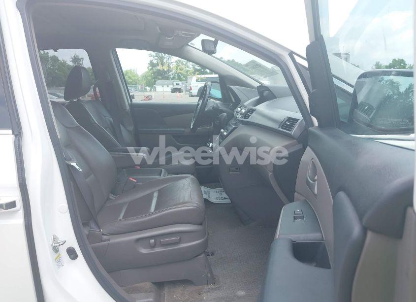 Photo 5 of 2013 Honda Odyssey TOURING/TOURING ELITE (VIN 5FNRL5H9XDB049390)