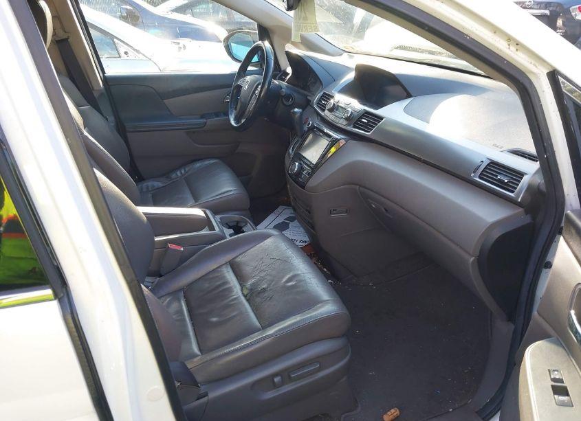 Photo 5 of 2014 Honda Odyssey TOURING/TOURING ELITE (VIN 5FNRL5H9XEB082939)