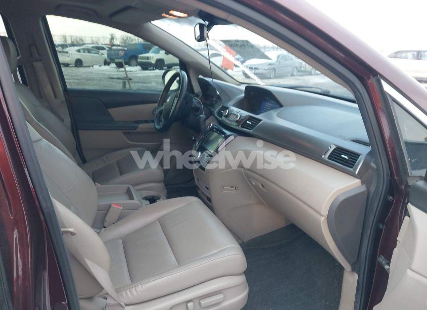 Photo 5 of 2014 Honda Odyssey TOURING/TOURING ELITE (VIN 5FNRL5H9XEB089115)