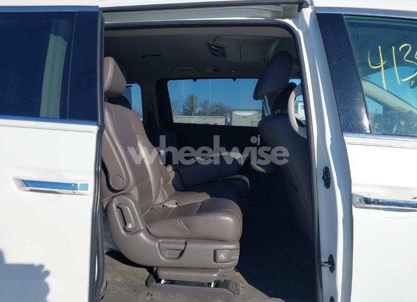 Photo 8 of 2014 Honda Odyssey TOURING/TOURING ELITE (VIN 5FNRL5H9XEB107855)