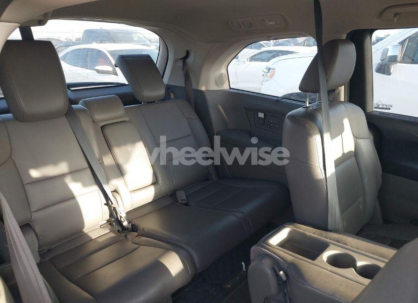 Photo 8 of 2014 Honda Odyssey TOURING/TOURING ELITE (VIN 5FNRL5H9XEB504644)