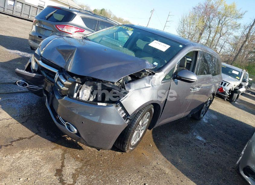 Photo 2 of 2015 Honda Odyssey TOURING/TOURING ELITE (VIN 5FNRL5H9XFB067679)