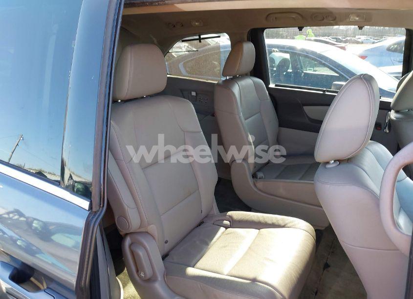 Photo 8 of 2015 Honda Odyssey TOURING/TOURING ELITE (VIN 5FNRL5H9XFB067679)