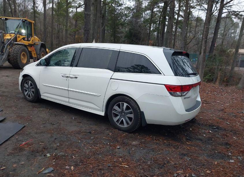 Photo 3 of 2016 Honda Odyssey TOURING/TOURING ELITE (VIN 5FNRL5H9XGB012604)