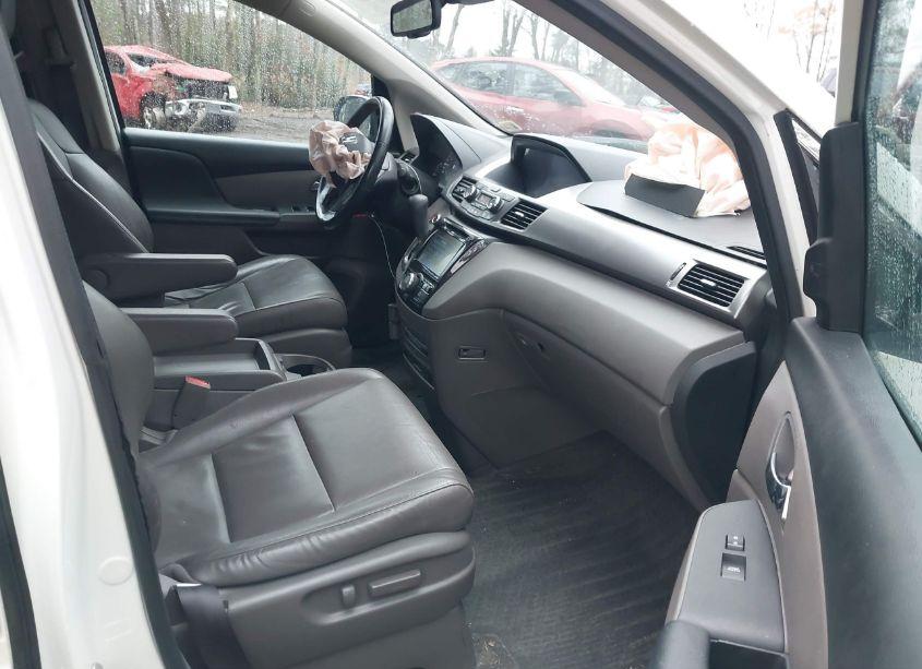 Photo 5 of 2016 Honda Odyssey TOURING/TOURING ELITE (VIN 5FNRL5H9XGB012604)