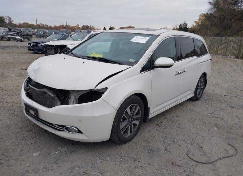 Photo 2 of 2016 Honda Odyssey TOURING/TOURING ELITE (VIN 5FNRL5H9XGB049216)