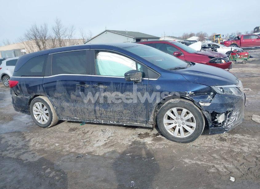 Photo 13 of 2018 Honda Odyssey LX (VIN 5FNRL6H20JB088445)