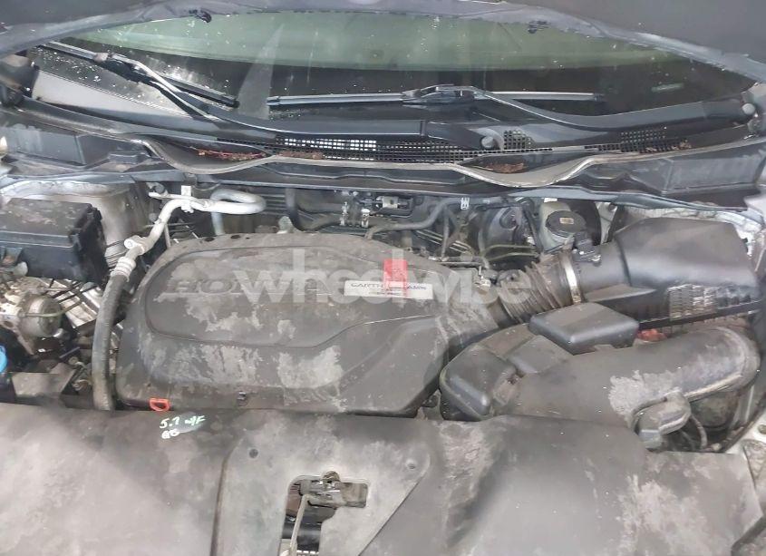 Photo 10 of 2018 Honda Odyssey LX (VIN 5FNRL6H21JB067863)