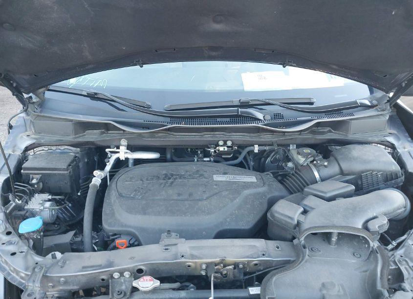 Photo 10 of 2019 Honda Odyssey LX (VIN 5FNRL6H22KB127022)