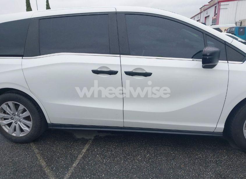 Photo 13 of 2020 Honda Odyssey LX (VIN 5FNRL6H22LB015371)