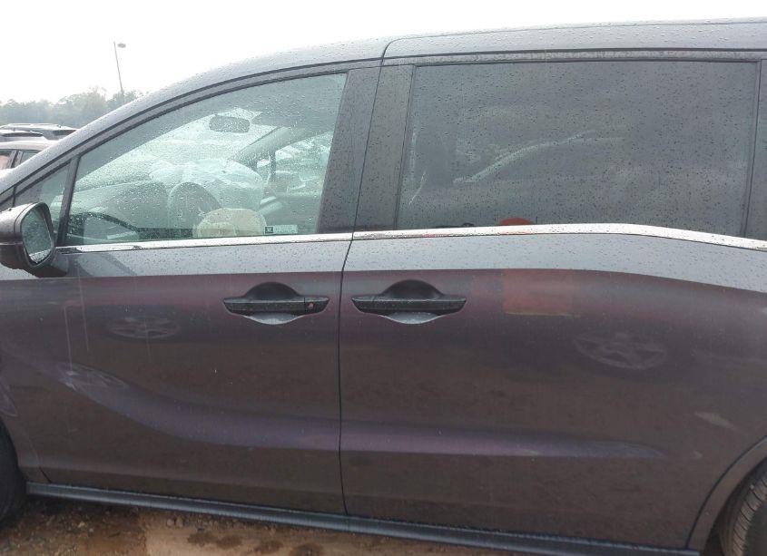 Photo 14 of 2019 Honda Odyssey LX (VIN 5FNRL6H23KB104591)