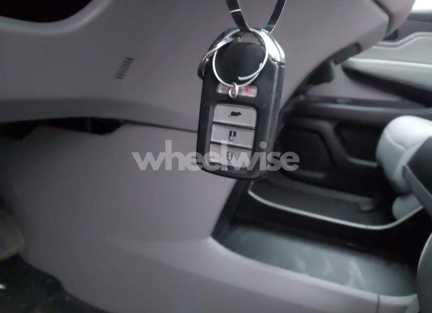 Photo 11 of 2019 Honda Odyssey LX (VIN 5FNRL6H24KB043977)