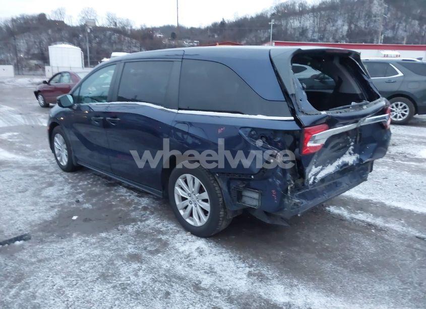 Photo 3 of 2019 Honda Odyssey LX (VIN 5FNRL6H24KB043977)