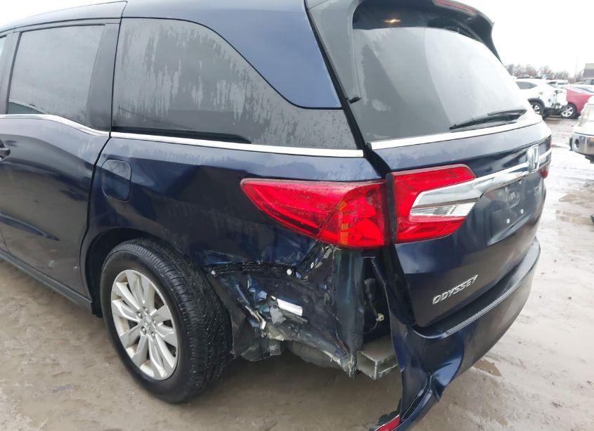 Photo 6 of 2019 Honda Odyssey LX (VIN 5FNRL6H24KB056650)