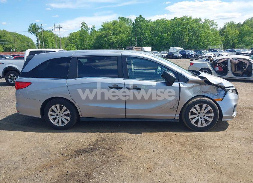Photo 13 of 2019 Honda Odyssey LX (VIN 5FNRL6H25KB022751)