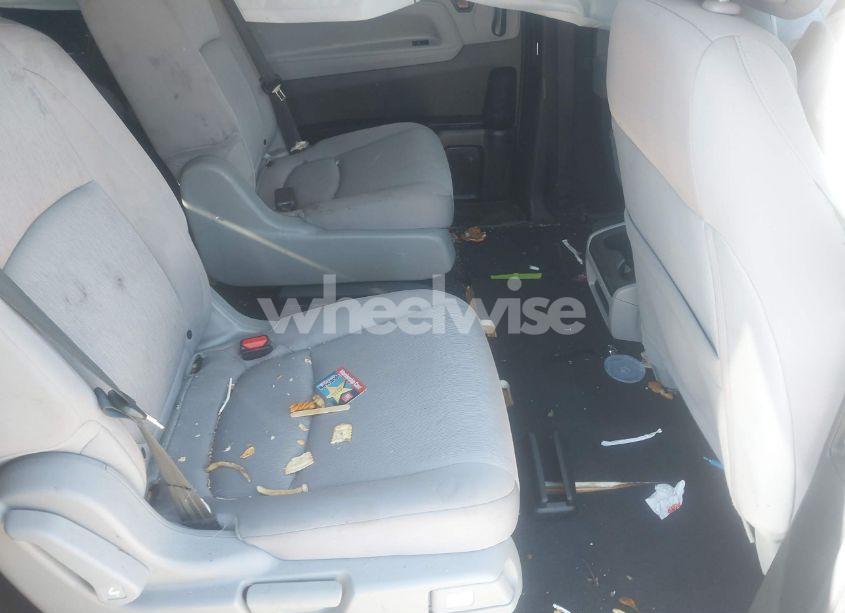 Photo 8 of 2021 Honda Odyssey LX (VIN 5FNRL6H26MB002074)