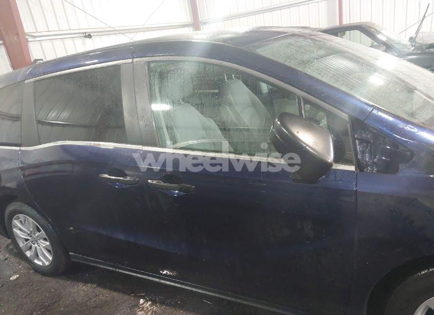 Photo 14 of 2019 Honda Odyssey LX (VIN 5FNRL6H27KB068193)