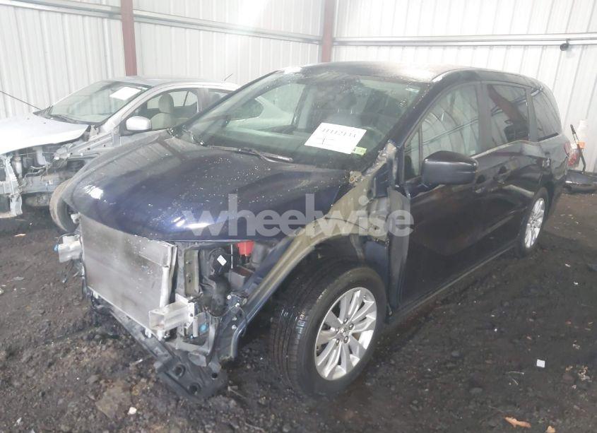 Photo 6 of 2019 Honda Odyssey LX (VIN 5FNRL6H27KB068193)