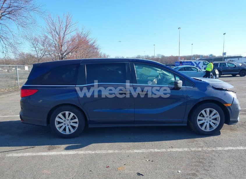 Photo 14 of 2020 Honda Odyssey LX (VIN 5FNRL6H27LB072505)