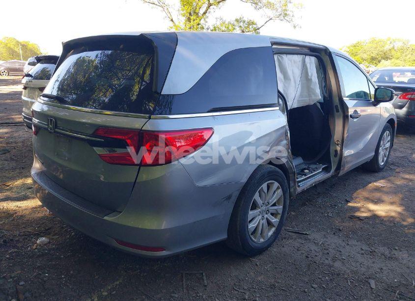 Photo 4 of 2021 Honda Odyssey LX (VIN 5FNRL6H27MB019210)