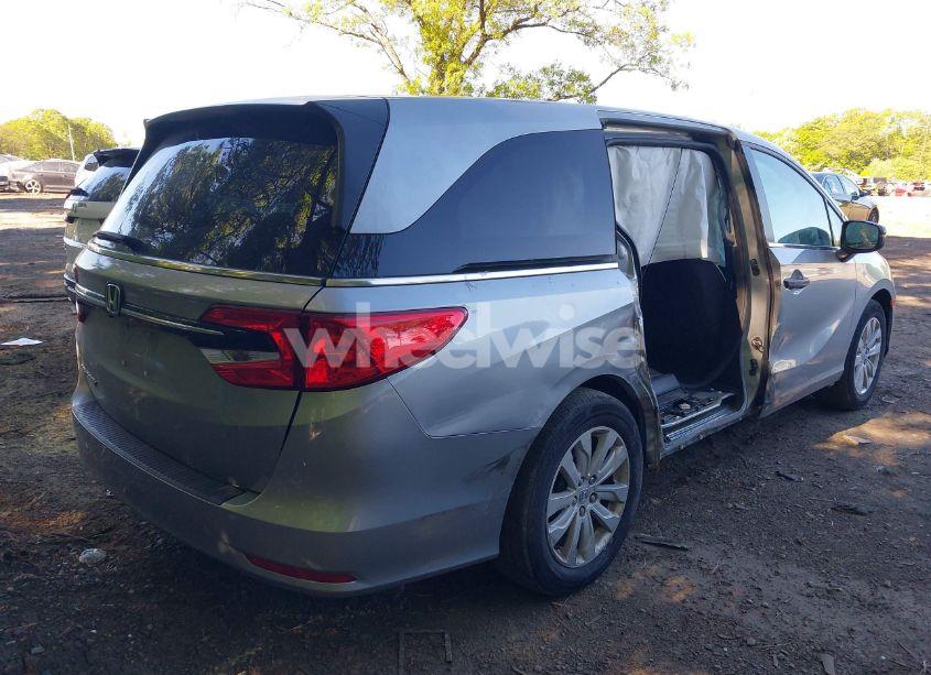 Photo 6 of 2021 Honda Odyssey LX (VIN 5FNRL6H27MB019210)