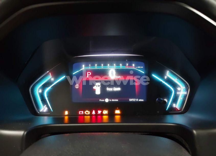 Photo 7 of 2018 Honda Odyssey LX (VIN 5FNRL6H29JB093935)