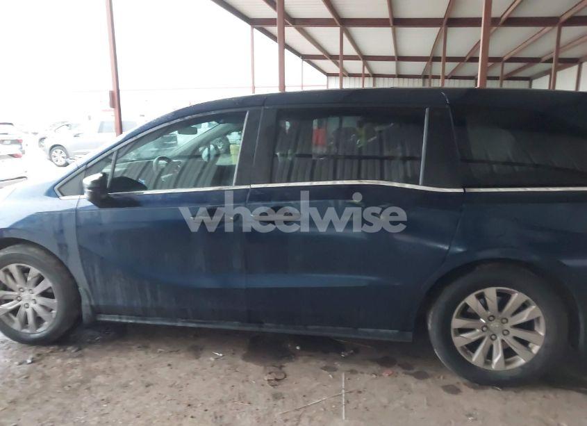 Photo 13 of 2019 Honda Odyssey LX (VIN 5FNRL6H29KB026723)