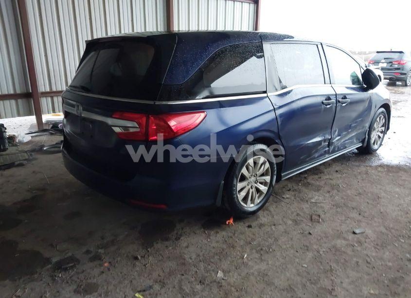 Photo 4 of 2019 Honda Odyssey LX (VIN 5FNRL6H29KB026723)