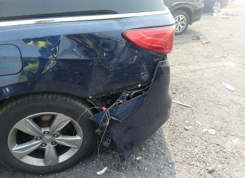 Photo 6 of 2018 Honda Odyssey EX (VIN 5FNRL6H50JB033228)