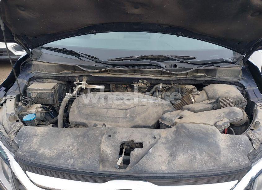 Photo 10 of 2018 Honda Odyssey EX (VIN 5FNRL6H50JB071459)