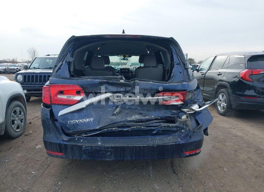 Photo 16 of 2018 Honda Odyssey EX (VIN 5FNRL6H50JB071459)