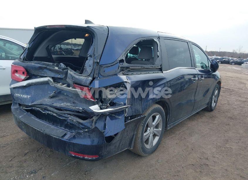 Photo 4 of 2018 Honda Odyssey EX (VIN 5FNRL6H50JB071459)