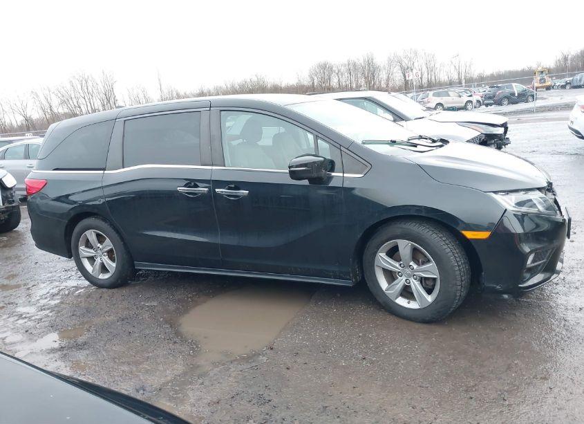 Photo 14 of 2018 Honda Odyssey EX (VIN 5FNRL6H50JB092117)