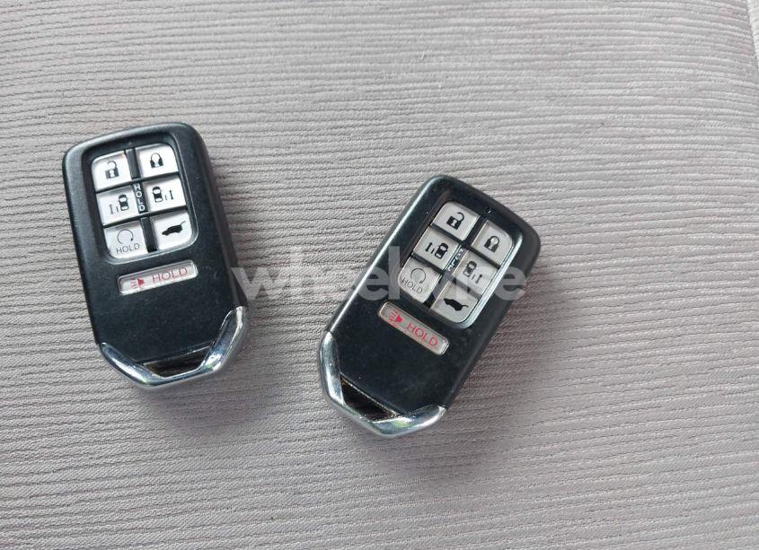 Photo 11 of 2018 Honda Odyssey EX (VIN 5FNRL6H50JB110289)