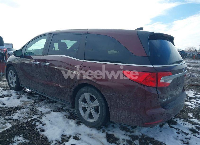 Photo 3 of 2018 Honda Odyssey EX (VIN 5FNRL6H50JB110289)