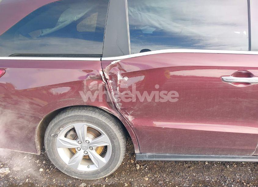 Photo 6 of 2018 Honda Odyssey EX (VIN 5FNRL6H50JB110289)