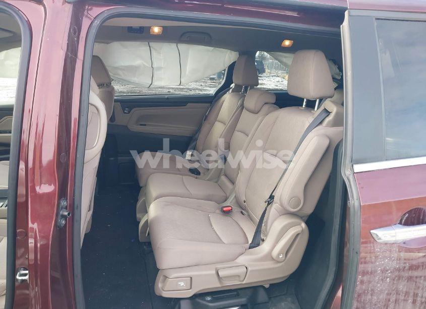 Photo 8 of 2018 Honda Odyssey EX (VIN 5FNRL6H50JB110289)