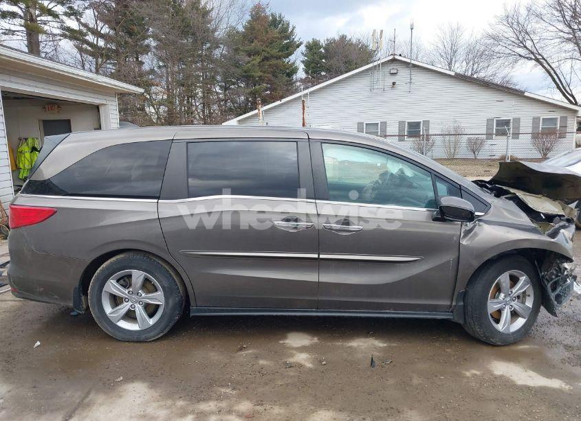 Photo 13 of 2019 Honda Odyssey EX (VIN 5FNRL6H50KB097304)