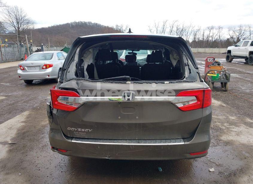 Photo 16 of 2019 Honda Odyssey EX (VIN 5FNRL6H50KB097304)