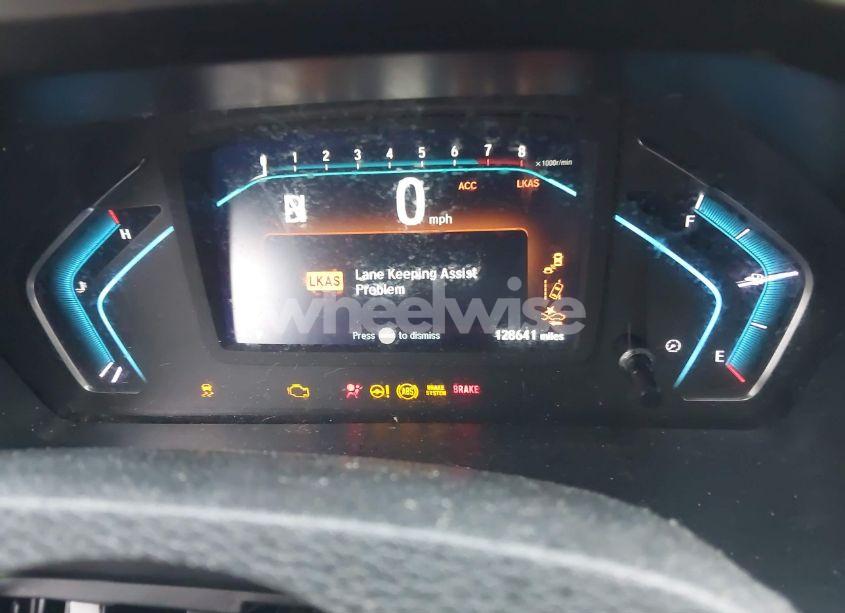 Photo 7 of 2019 Honda Odyssey EX (VIN 5FNRL6H50KB097304)