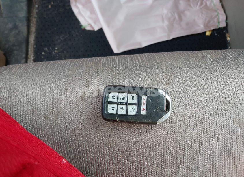 Photo 11 of 2020 Honda Odyssey EX (VIN 5FNRL6H50LB005092)