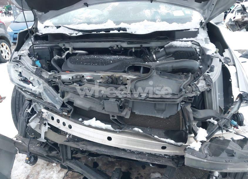 Photo 10 of 2019 Honda Odyssey EX (VIN 5FNRL6H51KB047317)