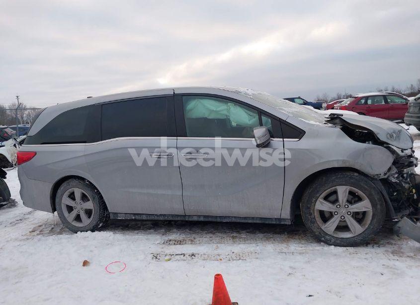 Photo 14 of 2019 Honda Odyssey EX (VIN 5FNRL6H51KB047317)