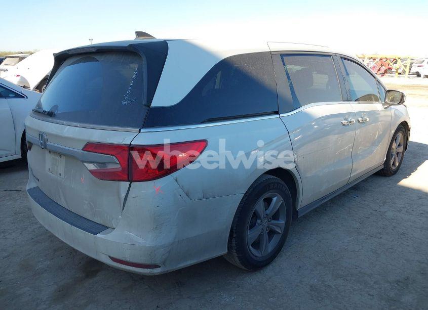 Photo 4 of 2019 Honda Odyssey EX (VIN 5FNRL6H51KB059208)