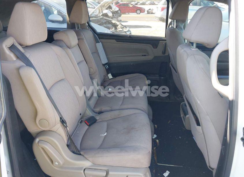 Photo 8 of 2019 Honda Odyssey EX (VIN 5FNRL6H51KB059208)