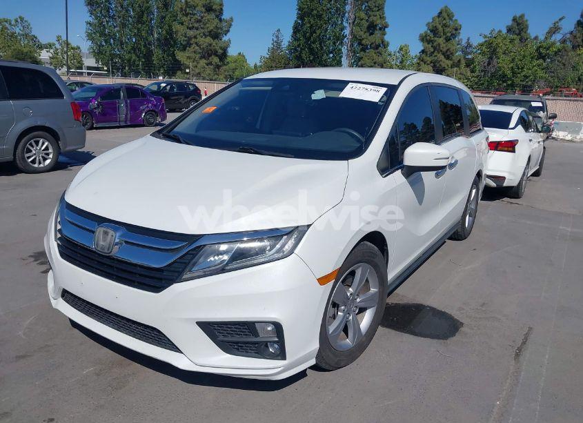 Photo 6 of 2020 Honda Odyssey EX (VIN 5FNRL6H51LB032107)