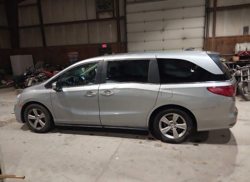 Photo 14 of 2020 Honda Odyssey EX (VIN 5FNRL6H51LB037100)