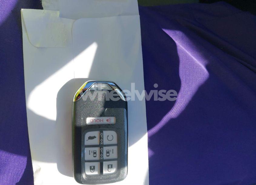 Photo 11 of 2021 Honda Odyssey EX (VIN 5FNRL6H51MB019505)