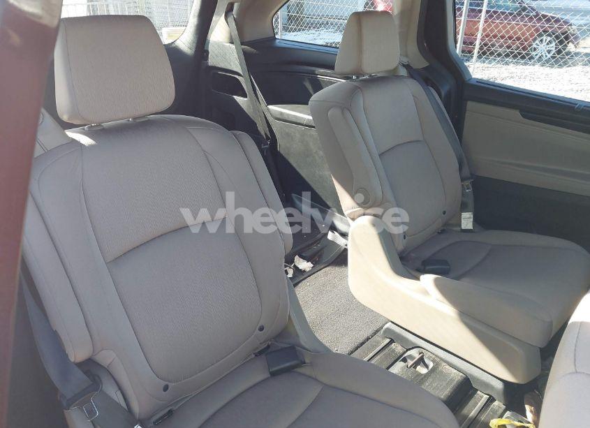 Photo 8 of 2021 Honda Odyssey EX (VIN 5FNRL6H51MB019505)