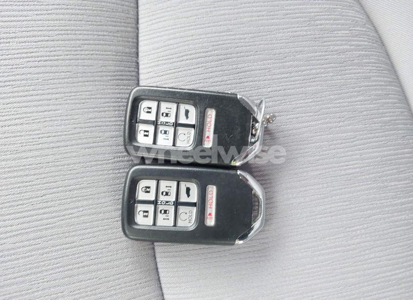 Photo 11 of 2019 Honda Odyssey EX (VIN 5FNRL6H52KB024208)